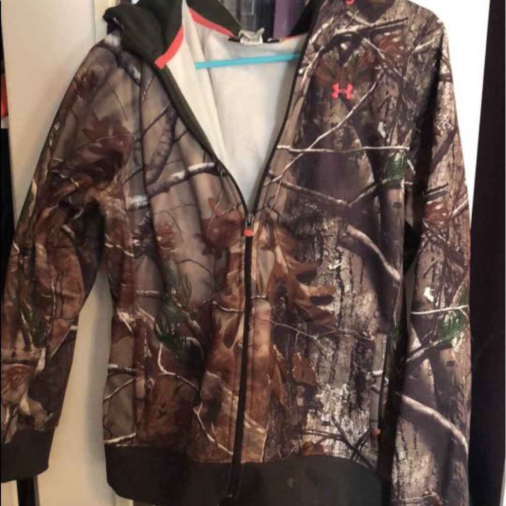 Under Armour Zip Up